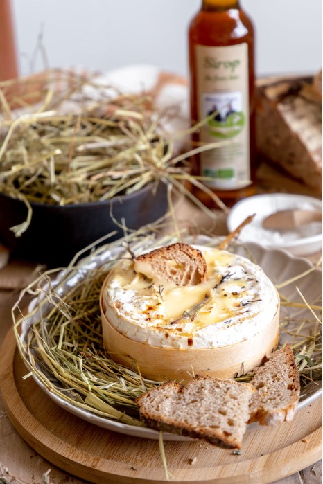 Camembert fumé au foin et son sirop de foin